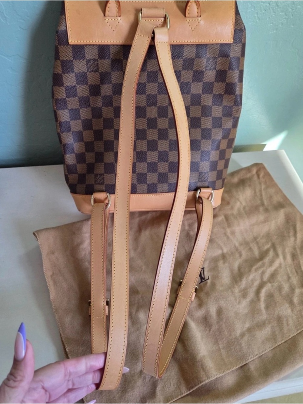 ✅AUTH✅LOUIS VUITTON DANUBE BACKPACK - Picture 2 of 16